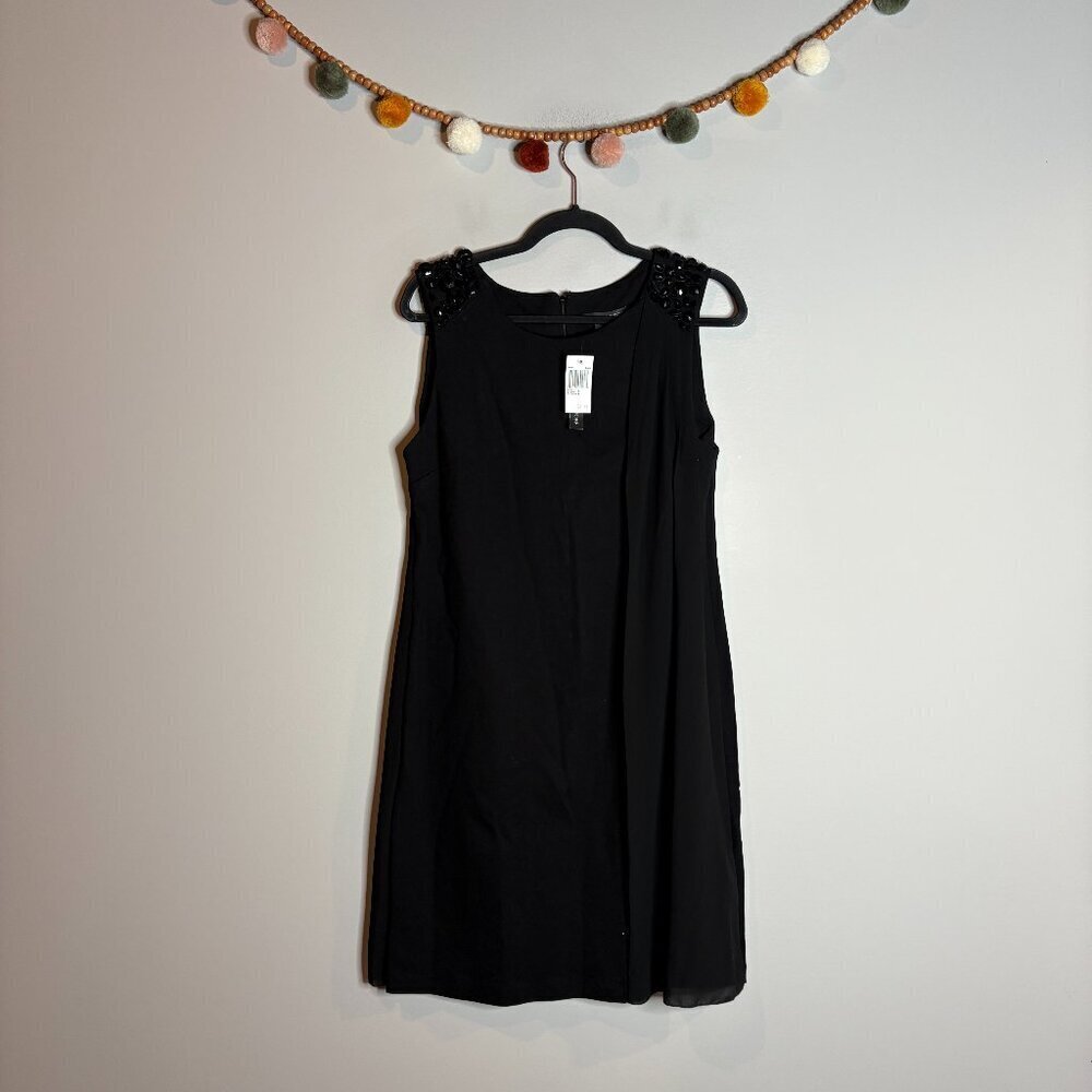 🔆 NWT Chelsea & Theodore black embellished shift dress